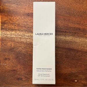 Laura Mercier Tinted Moisturizer Natural Skin Perfector SPF 30 (color: ganache)